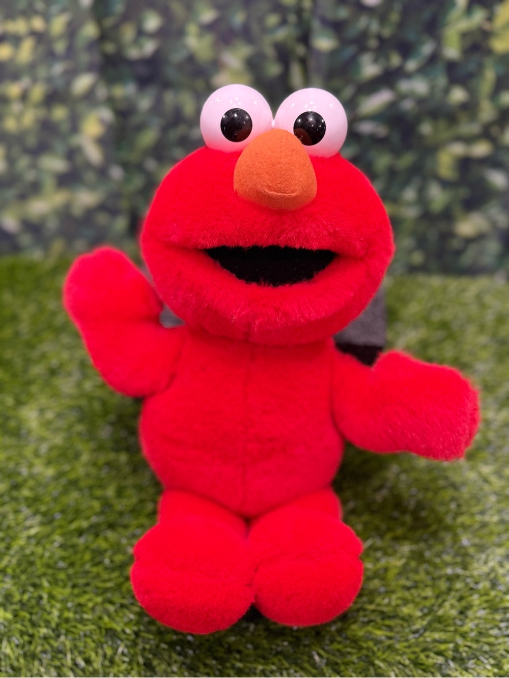 Vintage 1995 Tyco Sesame Street Tickle Me Elmo Original Plush Doll